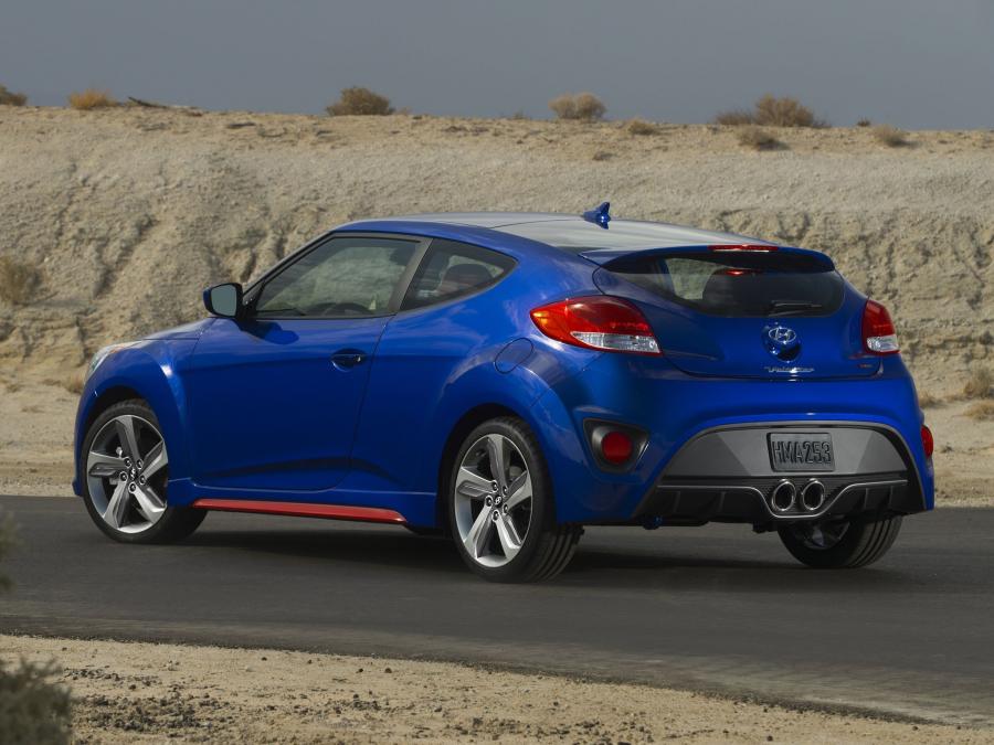  Hyundai Veloster Turbo R-Spec 2014 года  (фото 17 из 40)